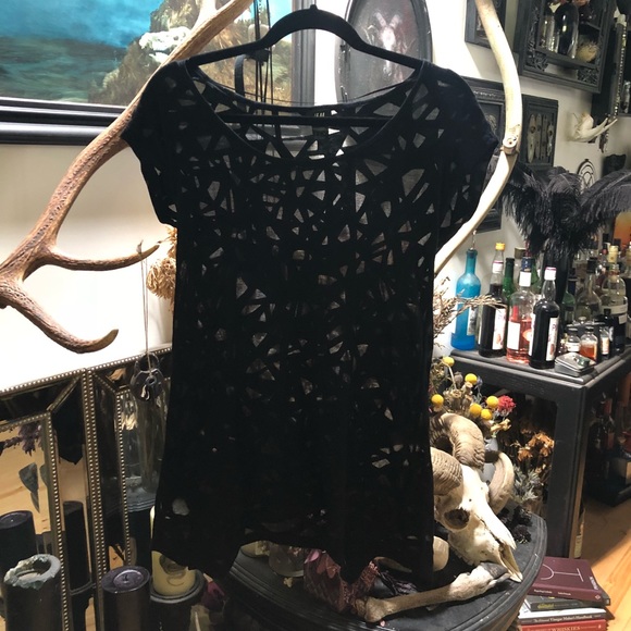 Geometric top - Picture 1 of 1